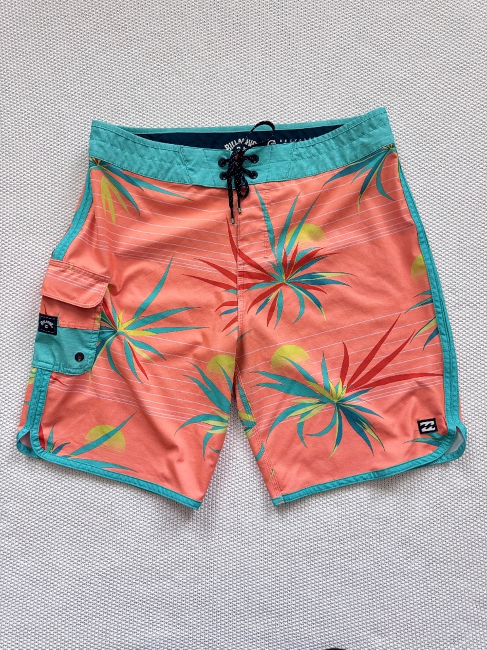 Men's Billabong Boardshorts 32